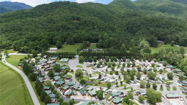 $220,000 | 106 River Vista Drive, Dillard, GA 30537