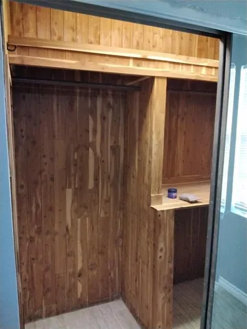 a view of walk in closet