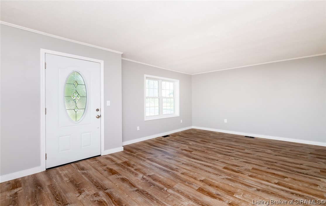 704 Castetter Road Henryville, IN 47126 - Photo 7 of 32 Gallery Image 7