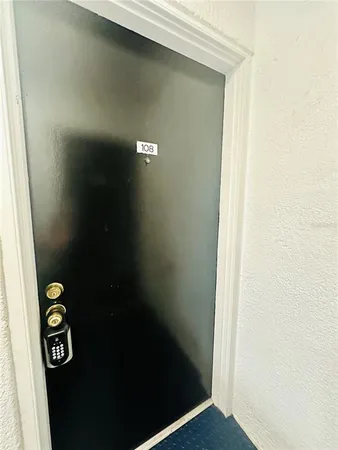 $135,500 | 525 South Conway Road, Unit 108, Orlando, FL 32807