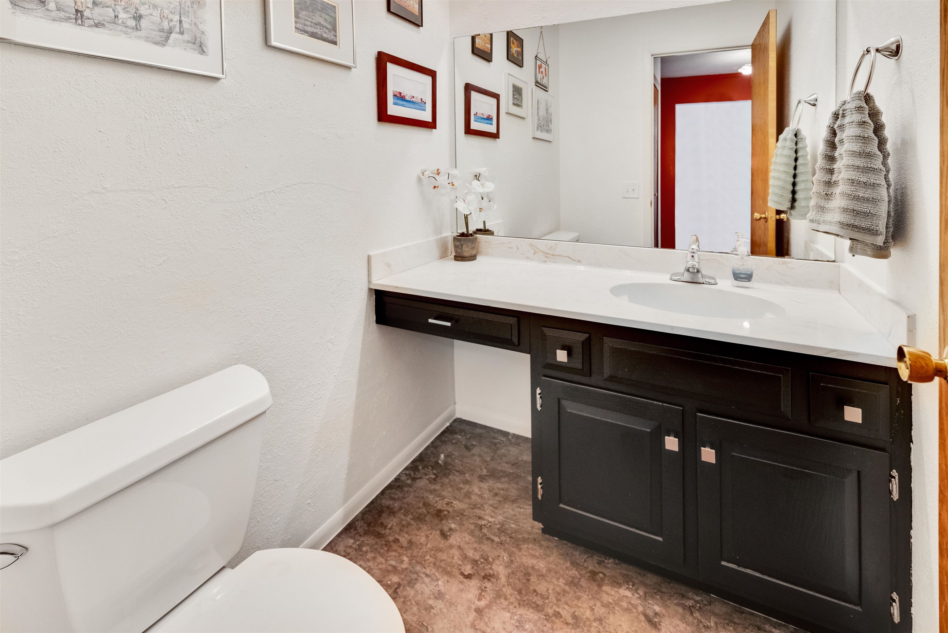 3512 Valley Ridge Road Middleton, WI 53562 - Photo 24 of 57