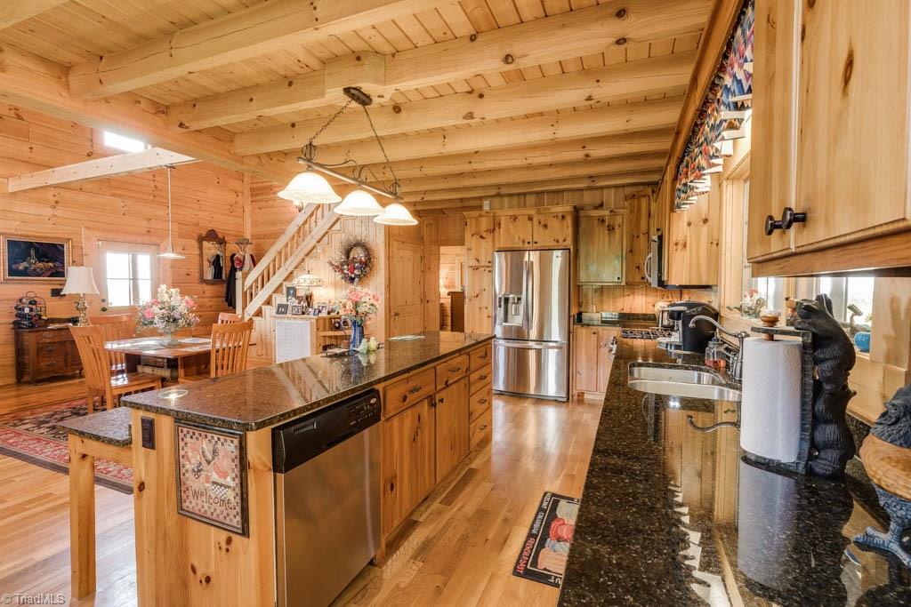 223 Cabin Ridge Trail Mount Airy, NC 27030 - Photo 8 of 30 Gallery Image 8