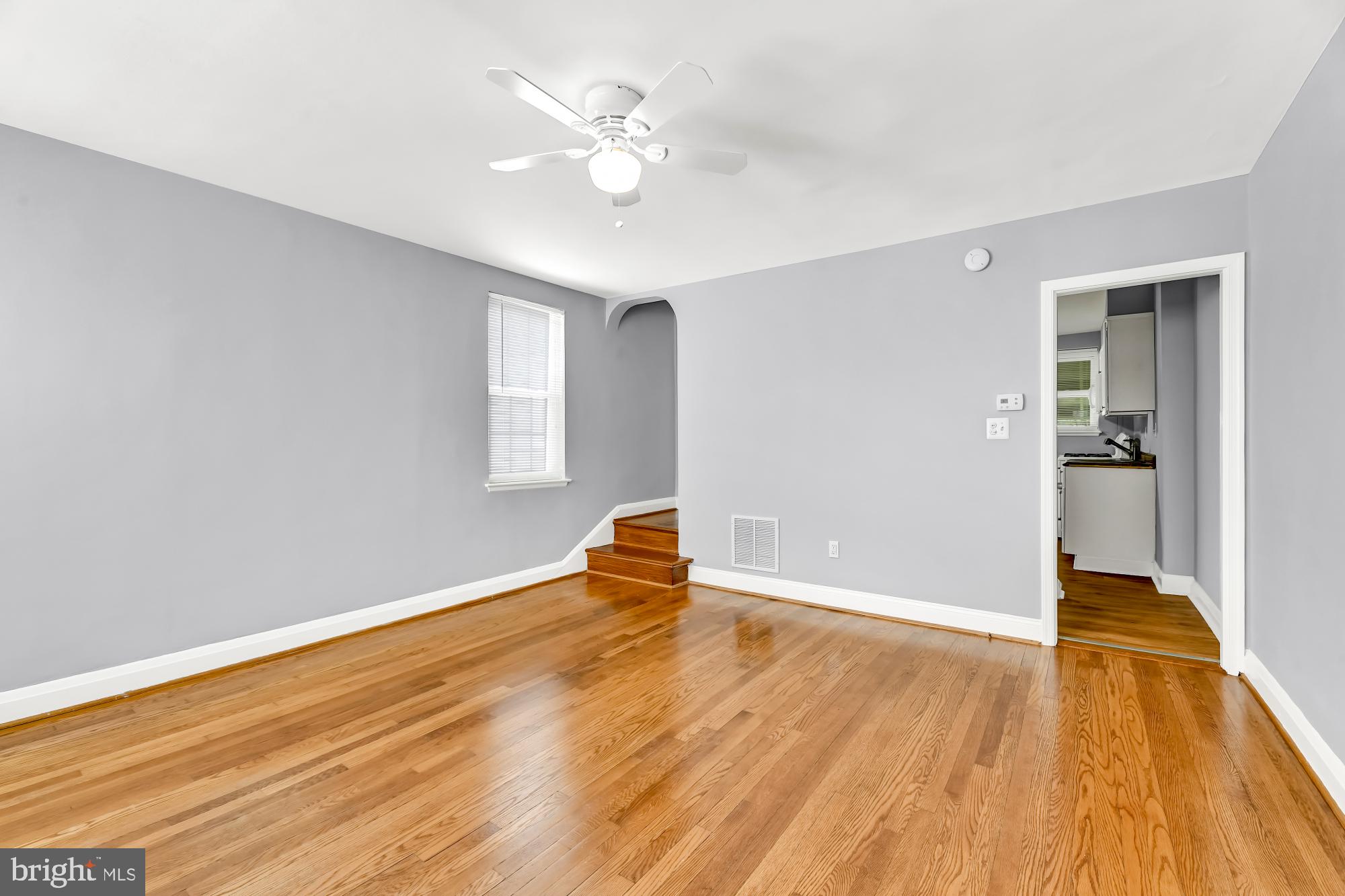 1628 Mussula Road Towson, MD 21286 - Photo 3 of 28 Living Room