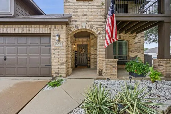 a view of entrance gate of the house