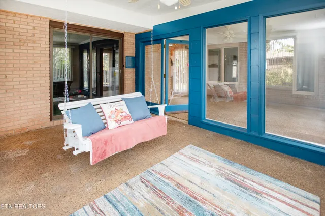 $415,000 | 7501 Berkshire Boulevard, Powell, TN 37849