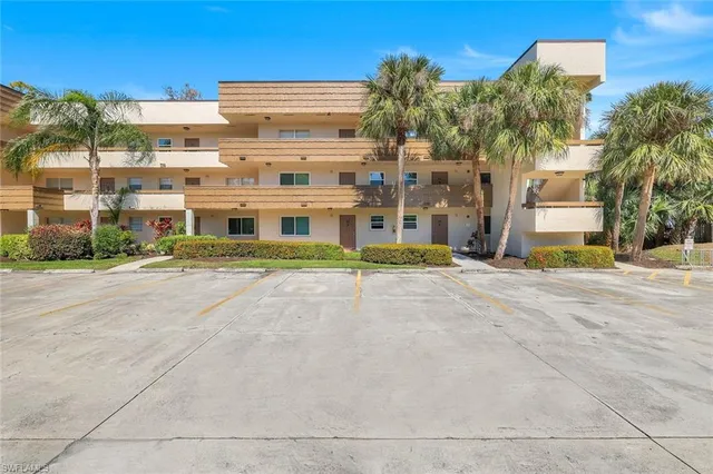 $237,000 | 499 Forest Lakes Boulevard, Unit 312, Naples, FL 34105