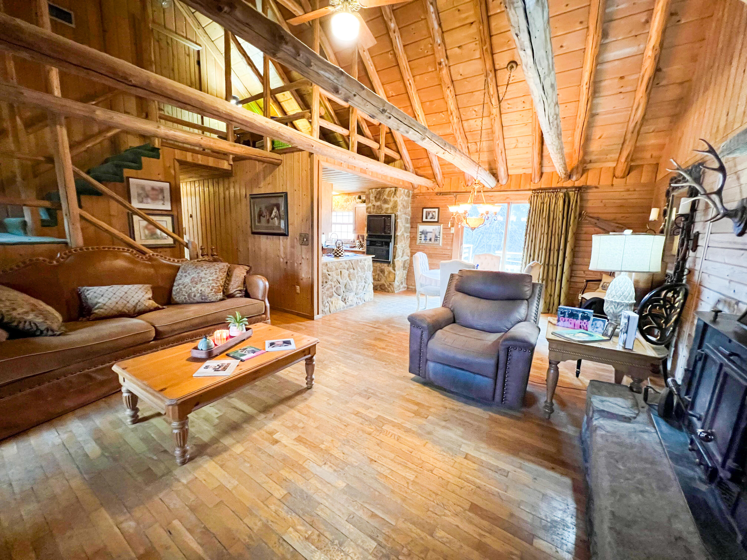 1777 Guynn Road Paint Lick, KY 40461 - Photo 6 of 108 IMG_4888