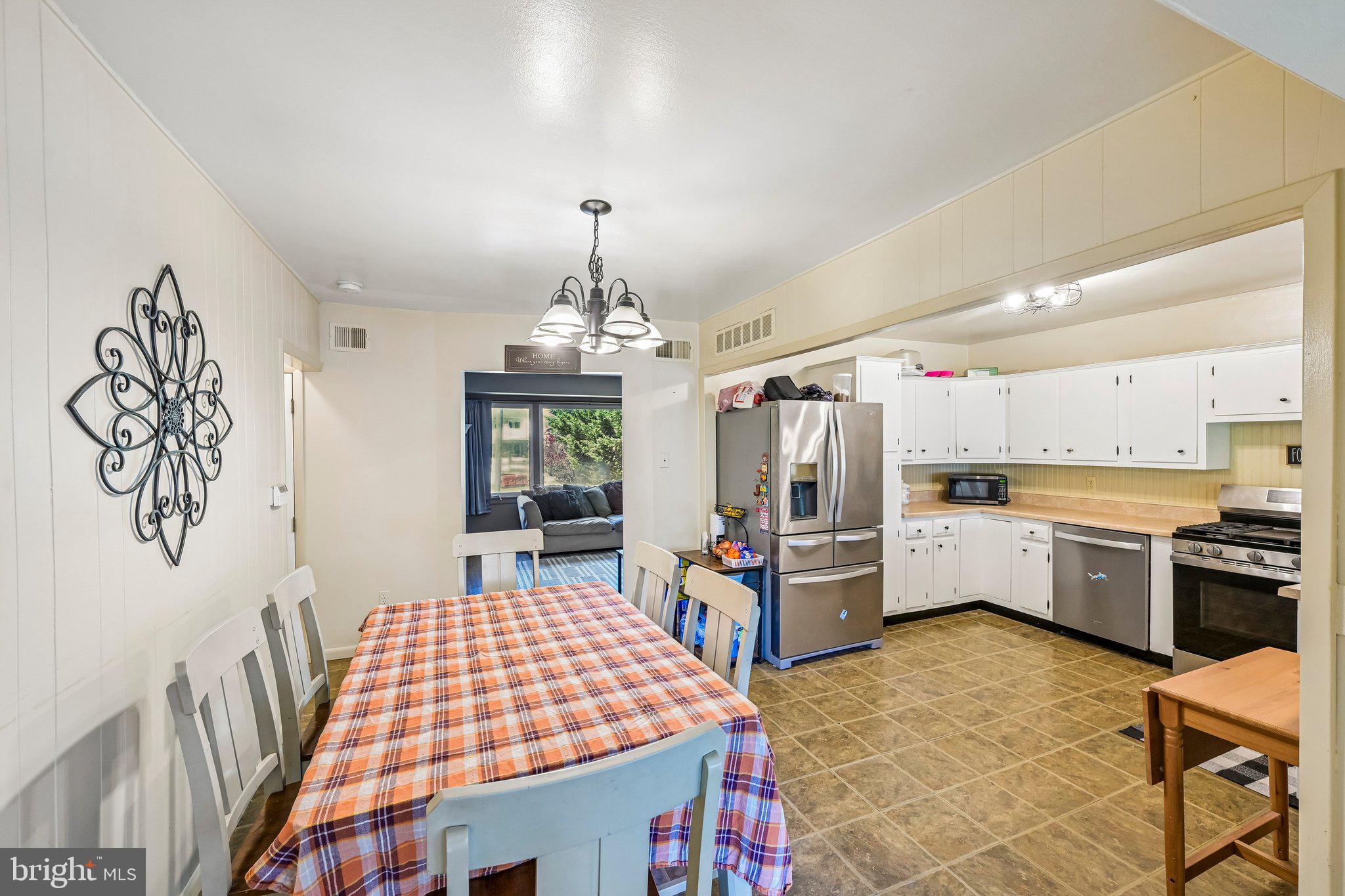 2 Flamingo Road Hatboro, PA 19040 - Photo 14 of 60 Gallery Image 14