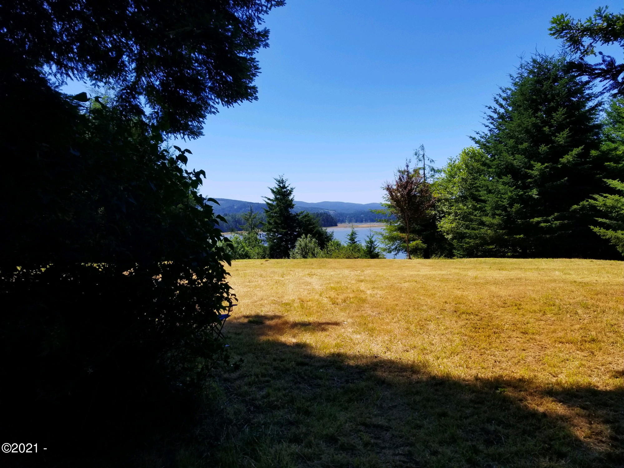 3204 North Bayview Road Waldport, OR 97394 - Photo 23 of 69 Bay