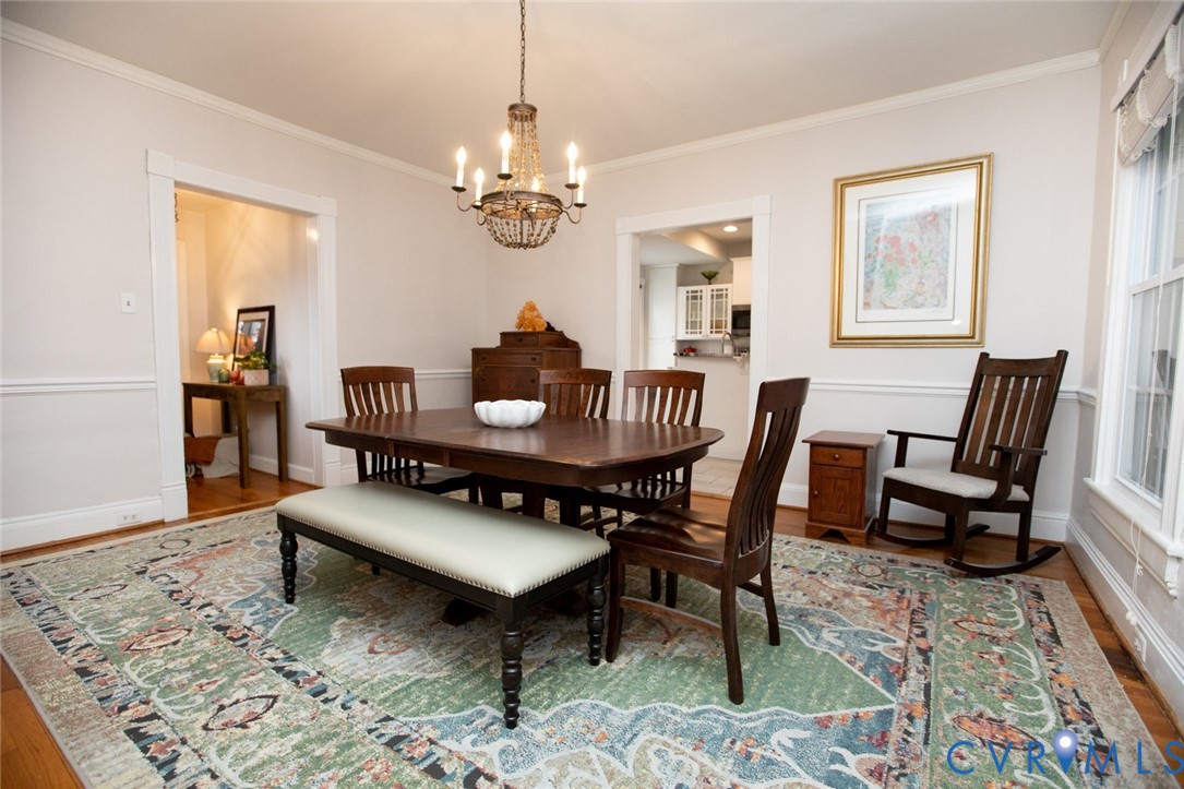 401 2nd Avenue Farmville, VA 23901 - Photo 23 of 55 a view of a dining room with furniture