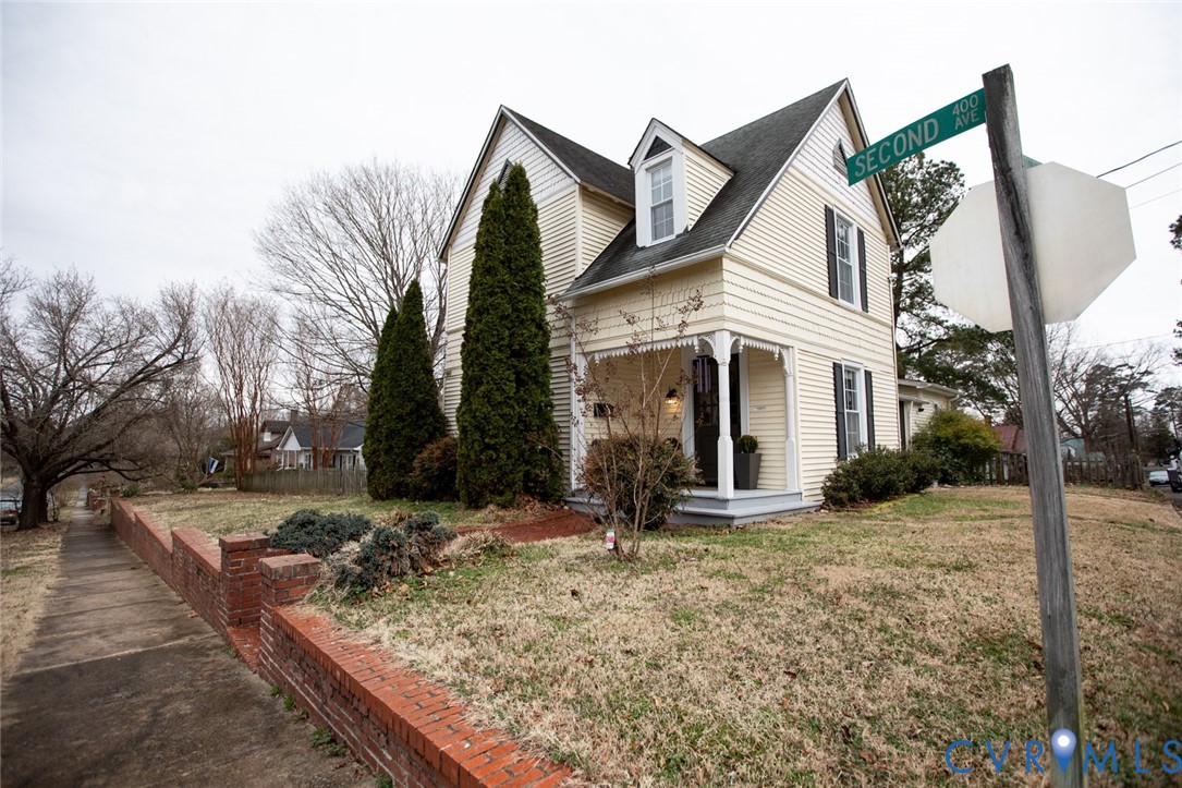 401 2nd Avenue Farmville, VA 23901 - Photo 55 of 55 a view of a house with a yard