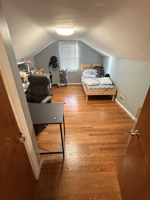 68 Sutcliffe Road Lynn, MA 01904 - Photo 18 of 23 a living room with furniture