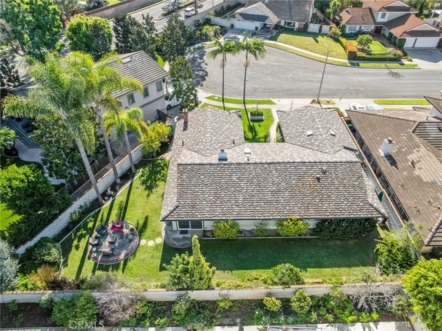 $2,099,000 | 1906 Suva Circle, Costa Mesa, CA 92626