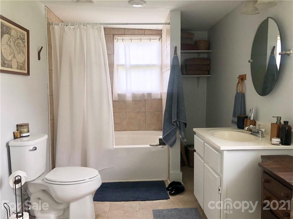 809 Kings Road Shelby, NC 28150 - Photo 11 of 27 Gallery Image 11