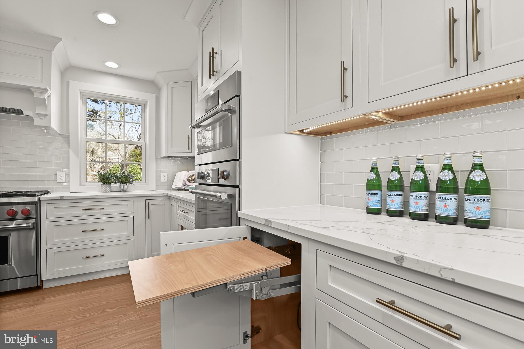 5029 Ten Mills Road Columbia, MD 21044 - Photo 15 of 49 Appliance lift for storing mixer when not in use