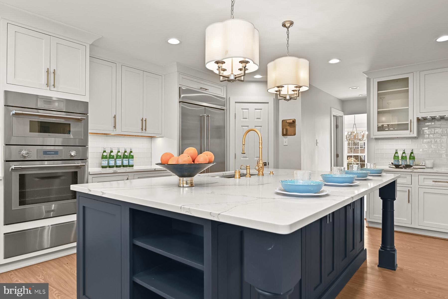 5029 Ten Mills Road Columbia, MD 21044 - Photo 8 of 49 Separate wall oven, warming drawer and microwave