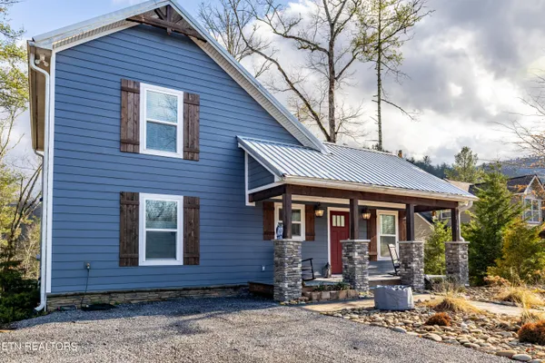 $749,000 | 194 Cold Springs Trace, Townsend, TN 37882