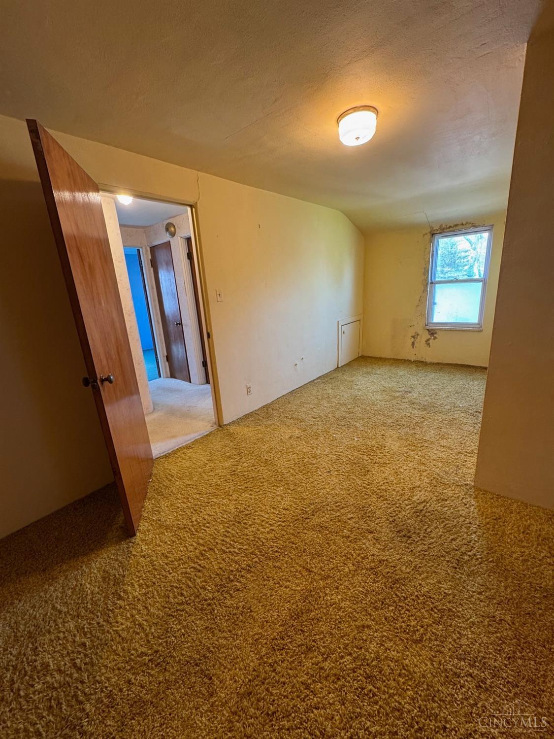 8513 Plainfield Road Cincinnati, OH 45236 - Photo 14 of 25 Gallery Image 14