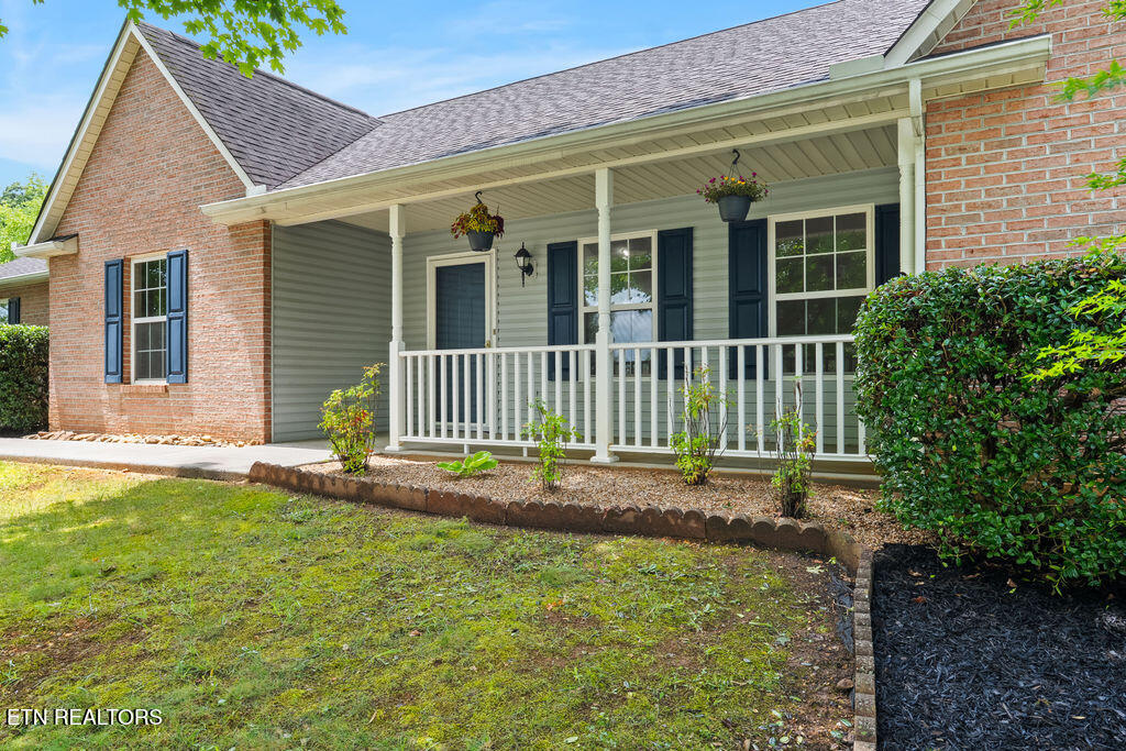 8301 Encounter Trail Powell, TN 37849 - Photo 4 of 40 Front 4 porch