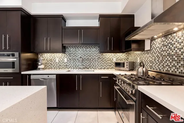 $6,200 | 13045 Pacific Promenade, Unit 107, Los Angeles, CA 90094