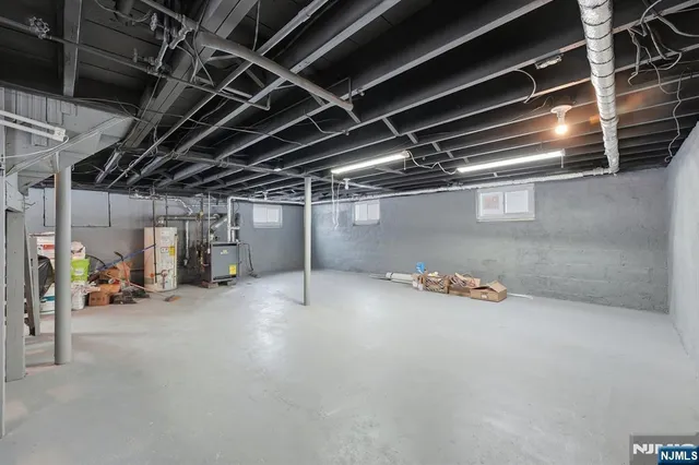 $599,999 | 731 Woodland Avenue, Roselle Park, NJ 07204