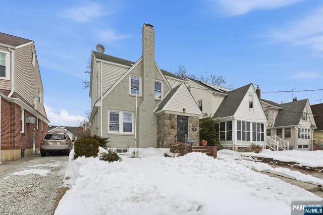 $599,999 | 731 Woodland Avenue, Roselle Park, NJ 07204