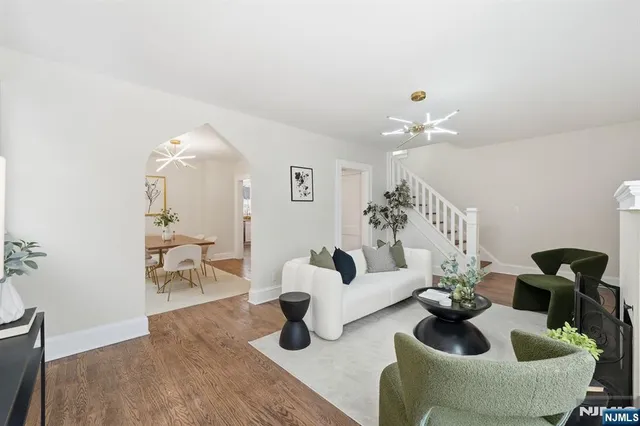 $599,999 | 731 Woodland Avenue, Roselle Park, NJ 07204