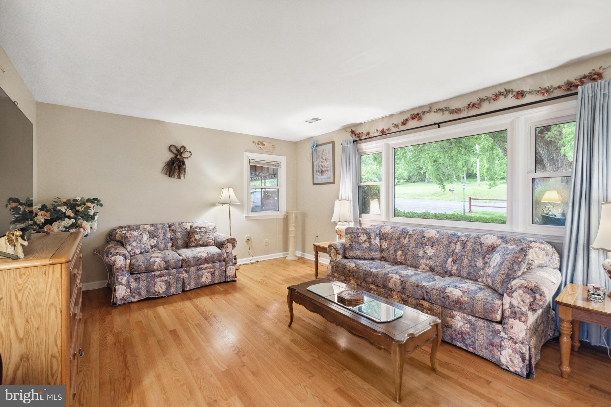 350 Poorhouse Road Winchester, VA 22603 - Photo 6 of 34 Gallery Image 6