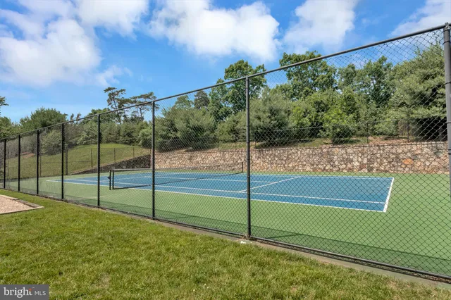 $610,000 | 1000 Graham Drive, Fredericksburg, VA 22401