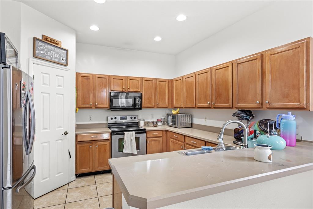 9919 Cypress Knee Circle Orlando, FL 32825 - Photo 5 of 26