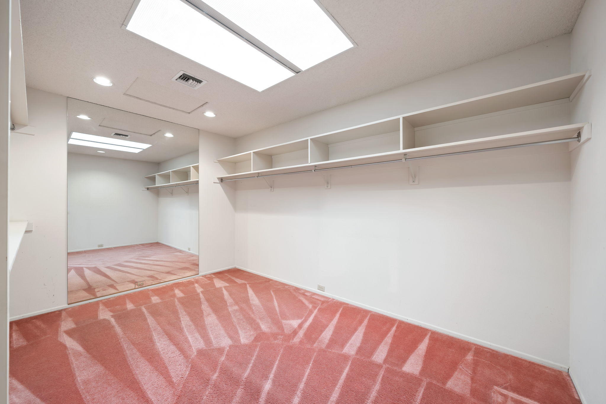 1 Hamlet Court Rancho Mirage, CA 92270 - Photo 31 of 41 a view of empty room