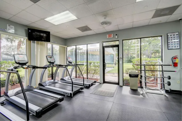 $3,700 | 131 Island Way, Greenacres, FL 33413