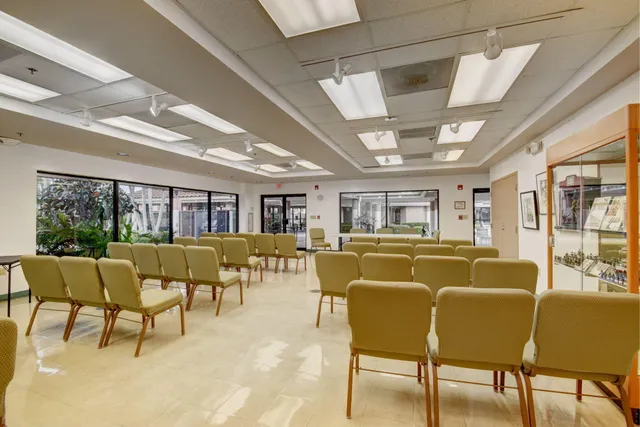 $3,700 | 131 Island Way, Greenacres, FL 33413