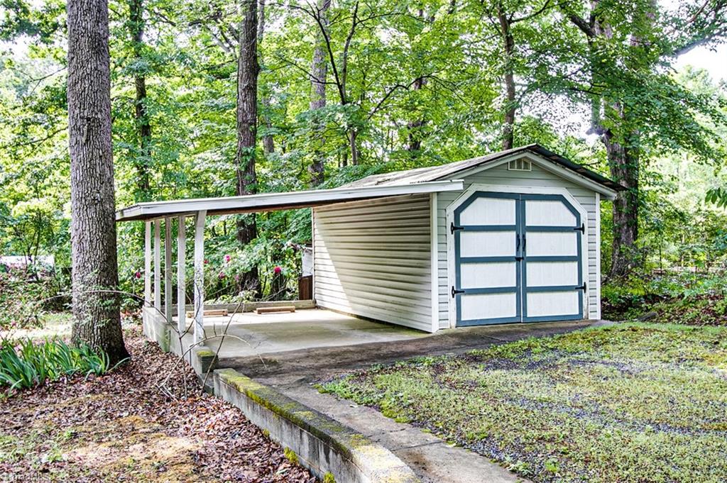 2826 Old Liberty Road Randleman, NC 27317 - Photo 14 of 15 Gallery Image 14