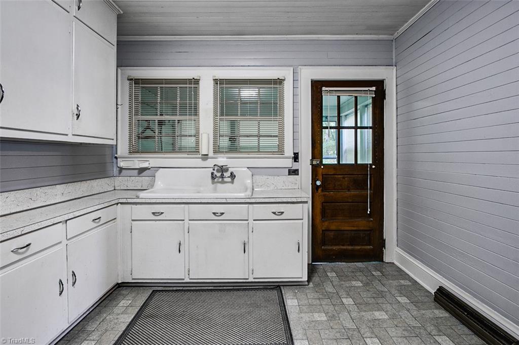 2826 Old Liberty Road Randleman, NC 27317 - Photo 6 of 15 Gallery Image 6
