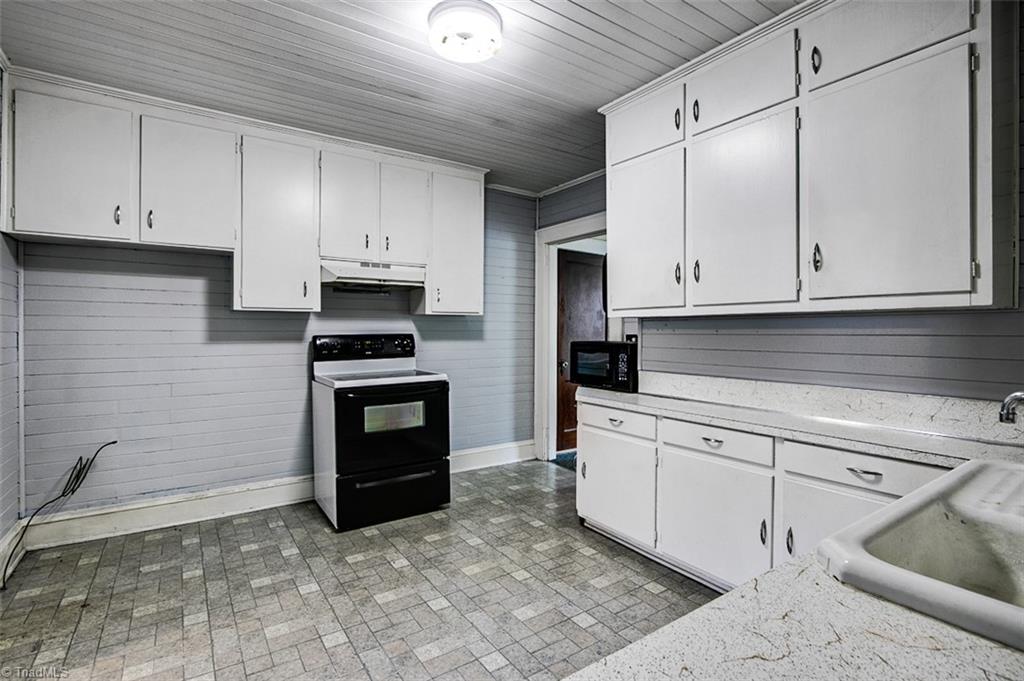 2826 Old Liberty Road Randleman, NC 27317 - Photo 8 of 15 Gallery Image 8