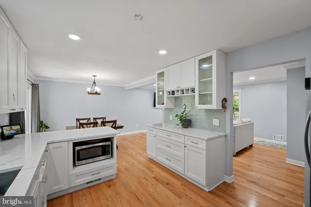 $725,000 | 7222 Willow Oak Place, Springfield, VA 22153