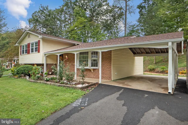 $725,000 | 7222 Willow Oak Place, Springfield, VA 22153