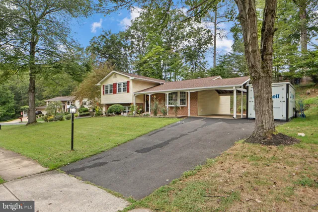 $725,000 | 7222 Willow Oak Place, Springfield, VA 22153