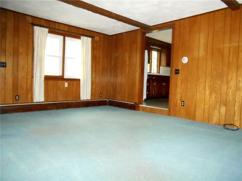 285 Old River Road Lincoln, RI 02865 - Photo 17 of 34