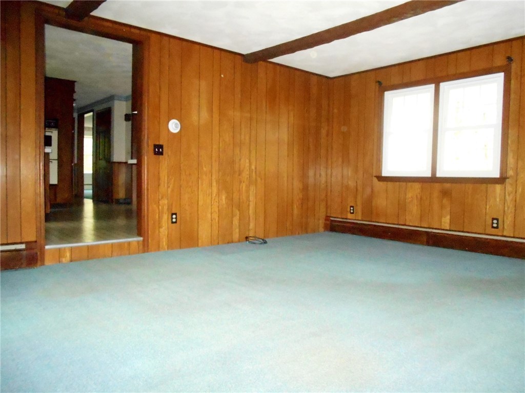 285 Old River Road Lincoln, RI 02865 - Photo 18 of 34