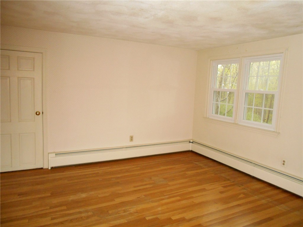 285 Old River Road Lincoln, RI 02865 - Photo 24 of 34