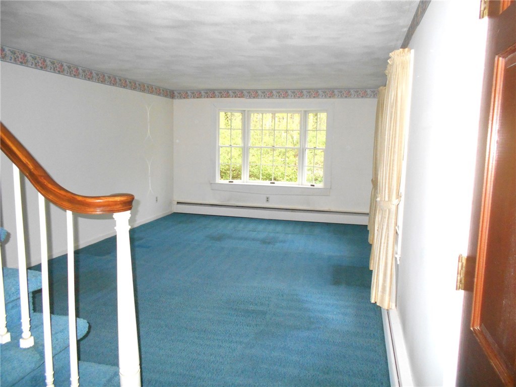 285 Old River Road Lincoln, RI 02865 - Photo 4 of 34