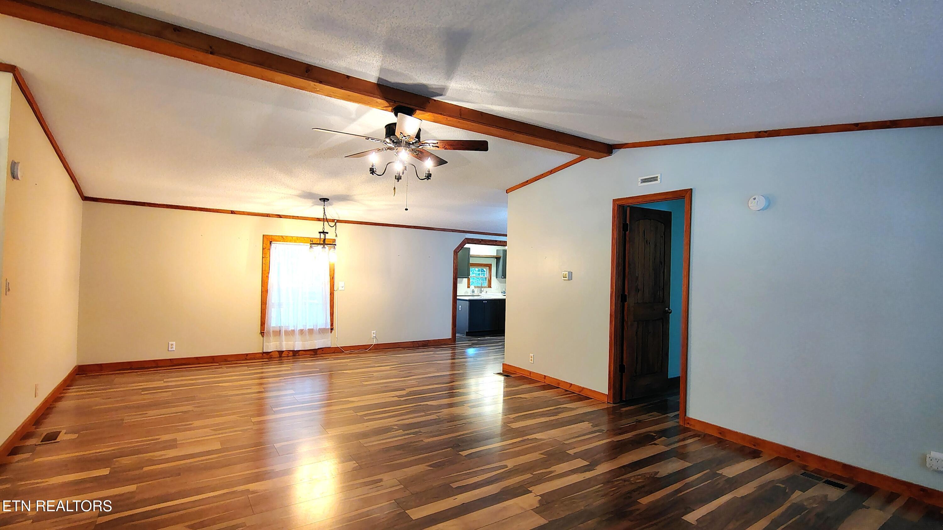 262 County Road 792 Etowah, TN 37331 - Photo 5 of 24 5