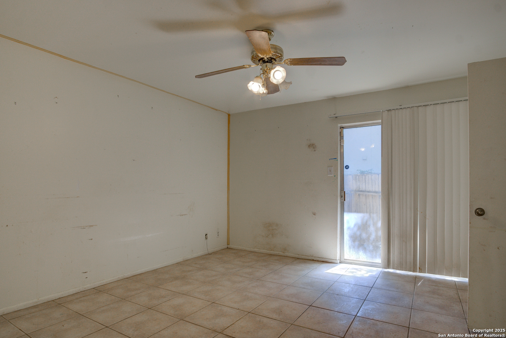 8702 Village Drive, Unit BLDG 8 814 San Antonio, TX 78217 - Photo 19 of 25