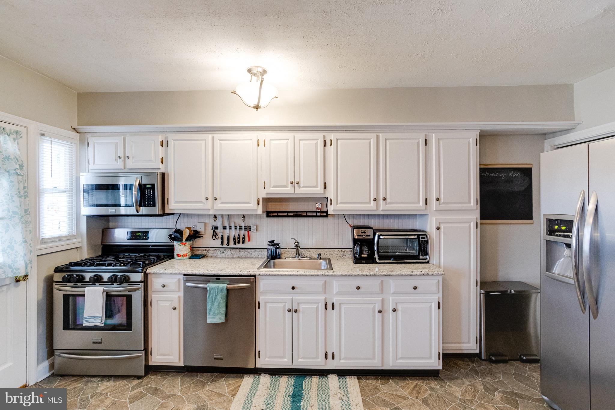 8348 Edgedale Road Parkville, MD 21234 - Photo 14 of 44 Gallery Image 14