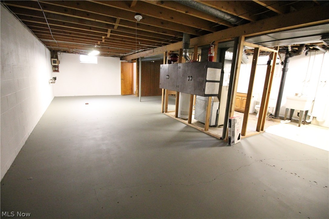 620 Caine Road Akron, OH 44312 - Photo 13 of 20 Gallery Image 13
