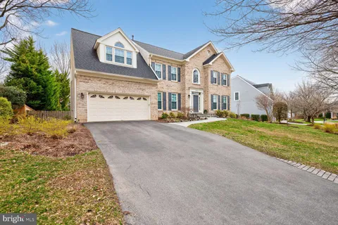 $1,585,000 | 10713 Cloverbrooke Drive, Potomac, MD 20854