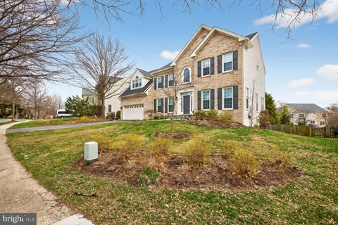 $1,585,000 | 10713 Cloverbrooke Drive, Potomac, MD 20854
