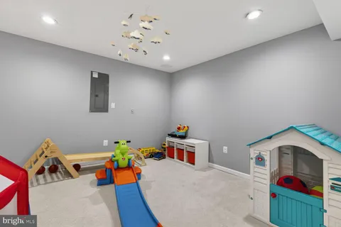 $1,585,000 | 10713 Cloverbrooke Drive, Potomac, MD 20854